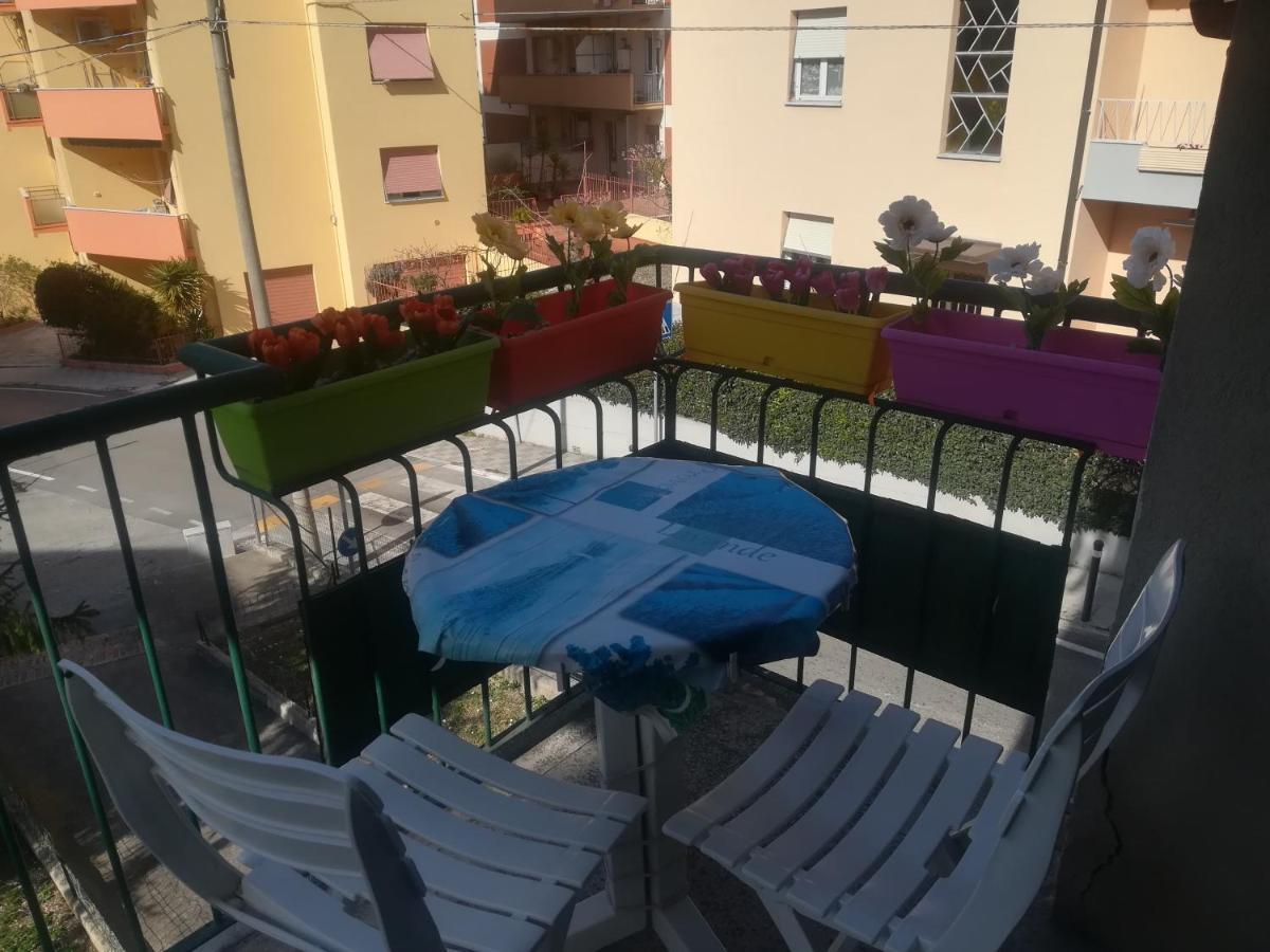La Casina Di Sonia Hotel Ancona Kültér fotó