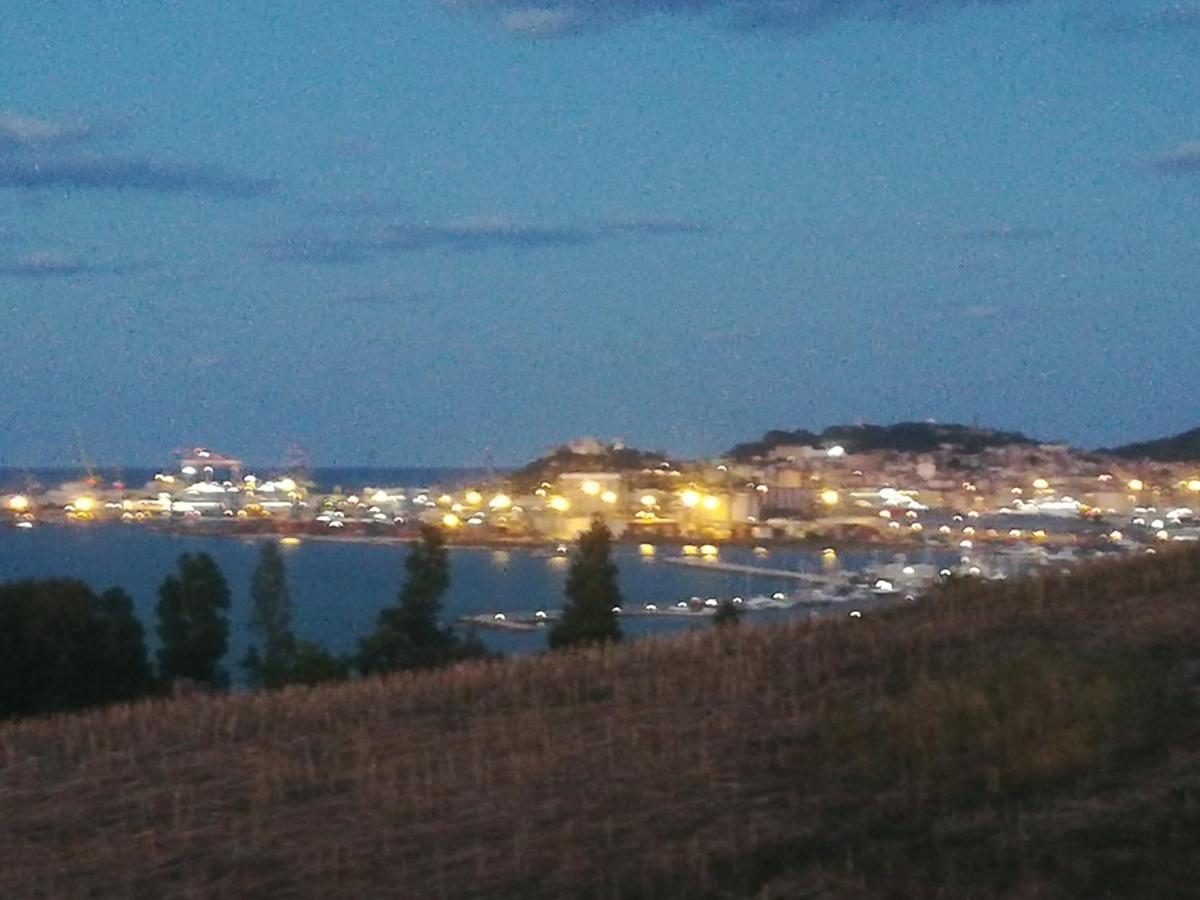 La Casina Di Sonia Hotel Ancona Kültér fotó